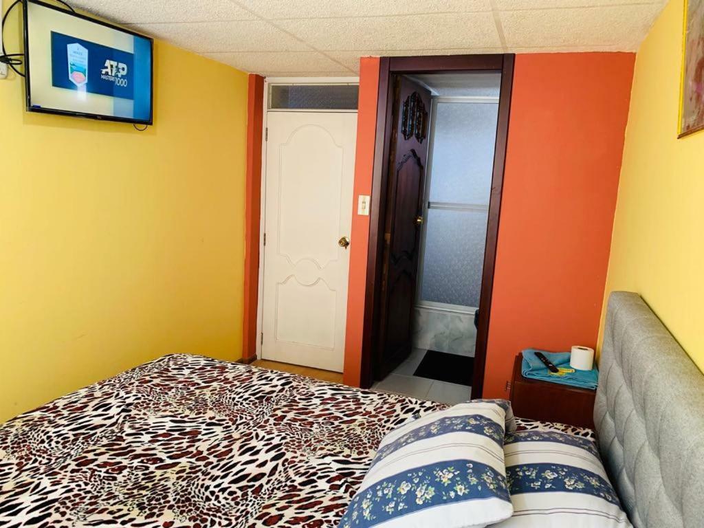 Hostal Rosita Латакунґа Екстер'єр фото